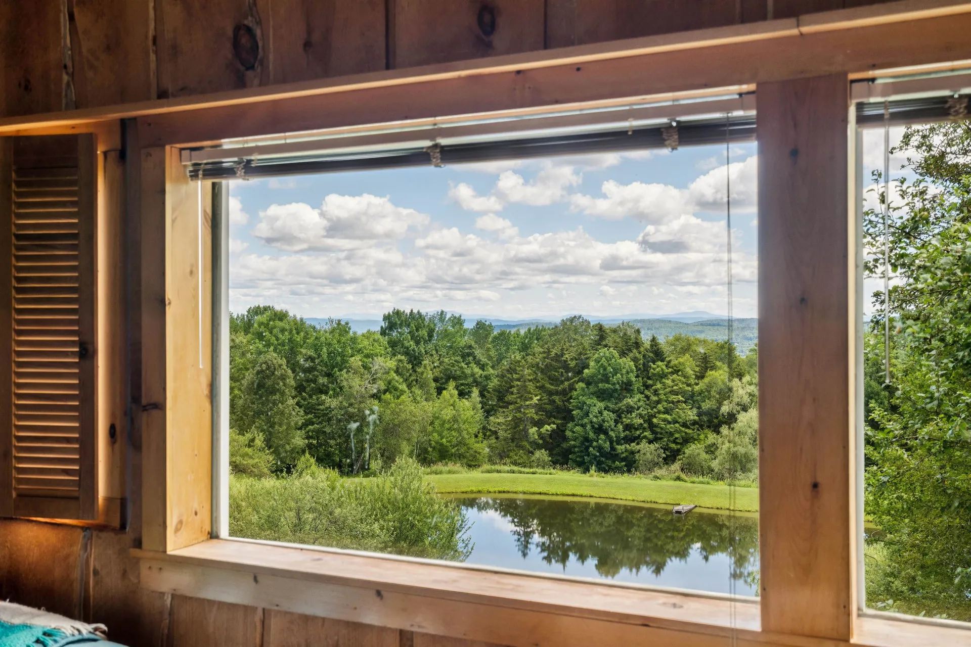 196 Cowdrey Outlook Barnard VT 05032