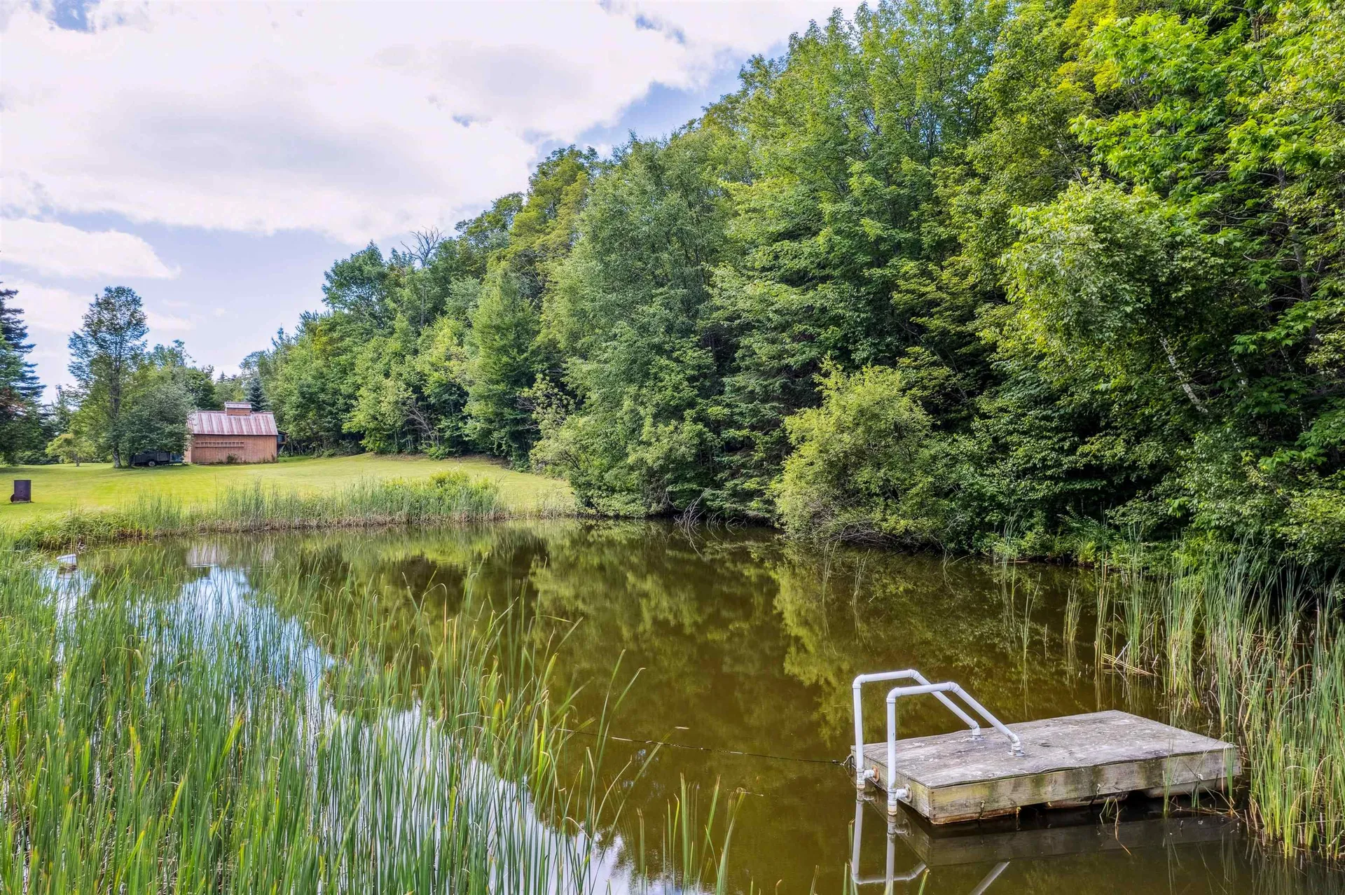 196 Cowdrey Outlook Barnard VT 05032