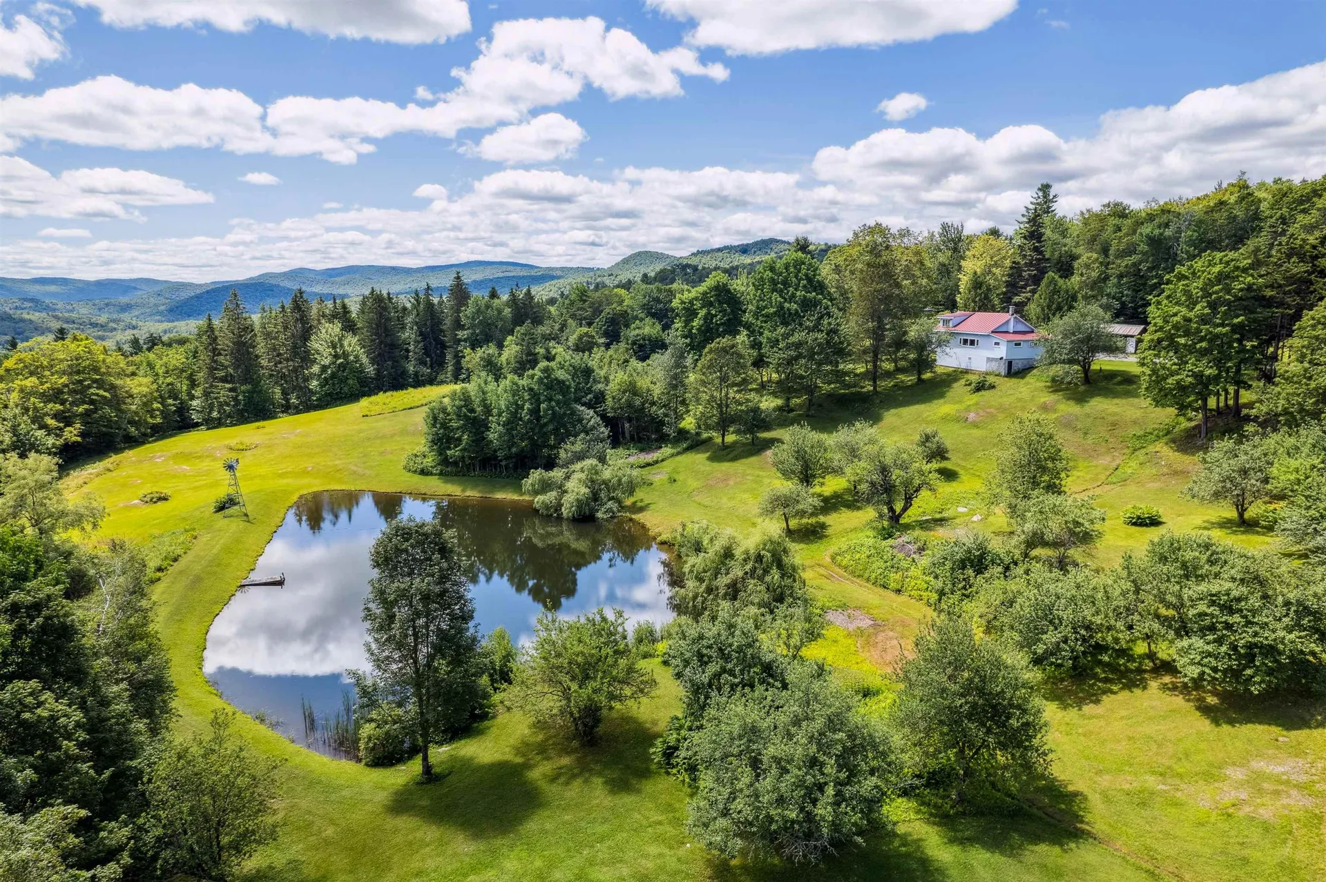 196 Cowdrey Outlook Barnard VT 05032