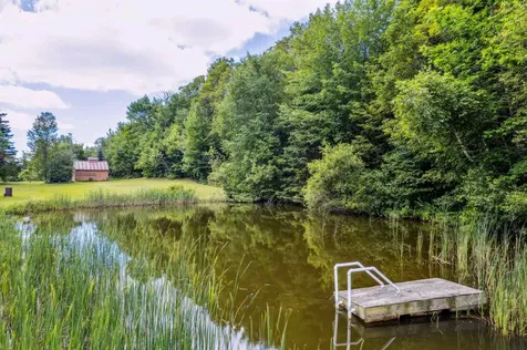 196 Cowdrey Outlook Barnard VT 05032