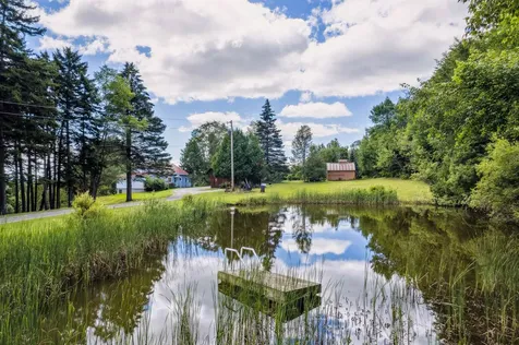 196 Cowdrey Outlook Barnard VT 05032