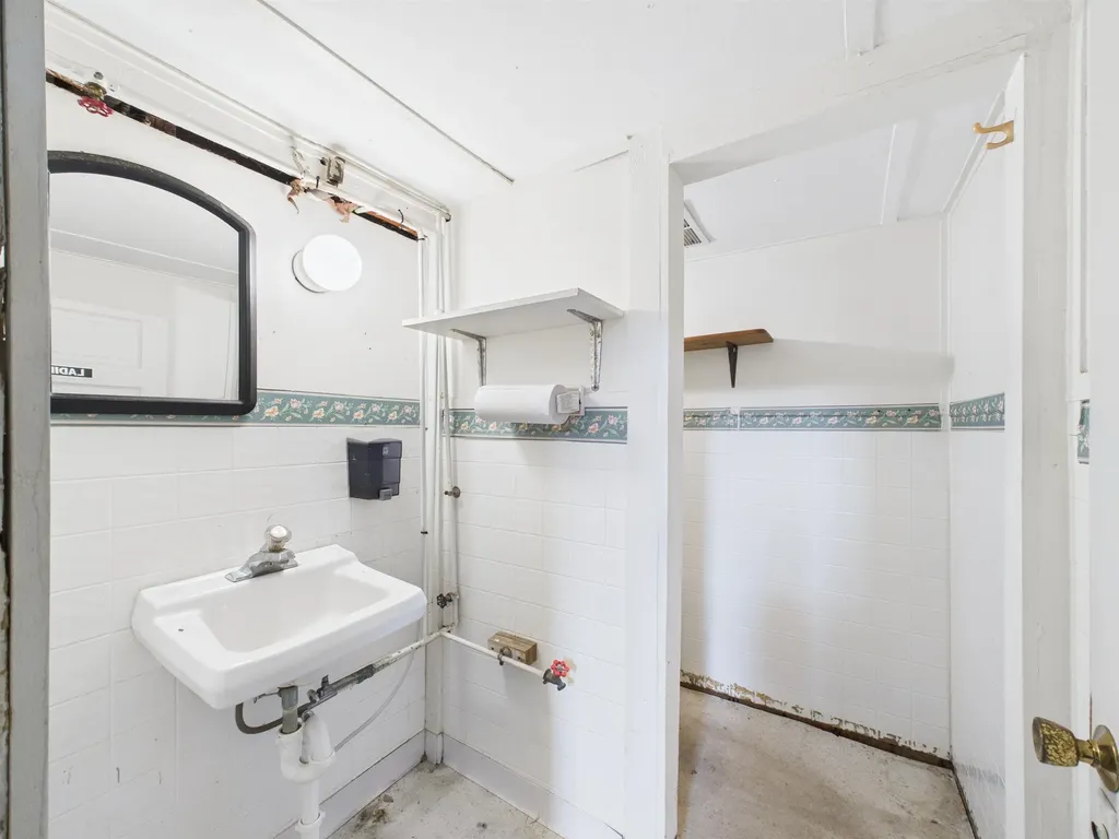 8 Duston Street Troy NH 03465