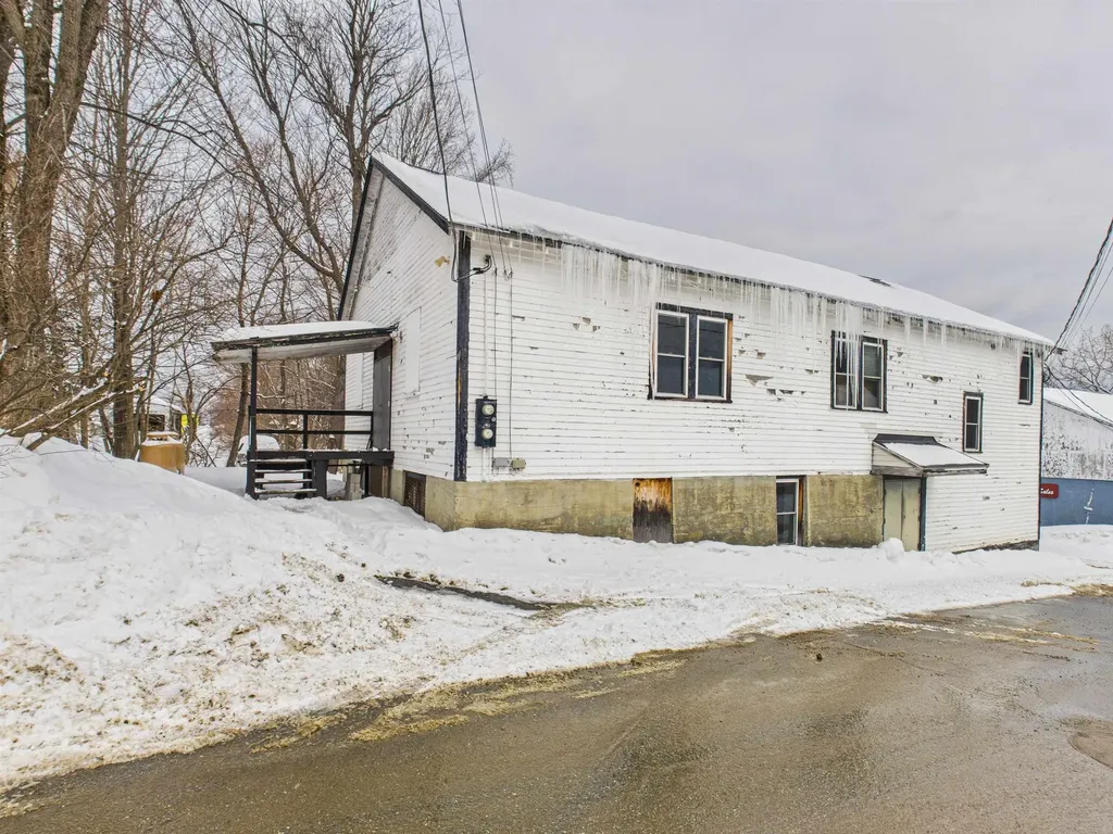 8 Duston Street Troy NH 03465