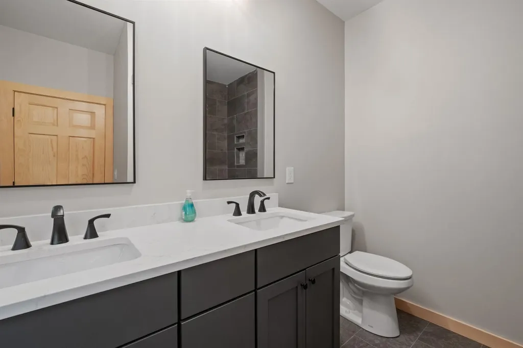 17 Landing Road Lincoln NH 03251