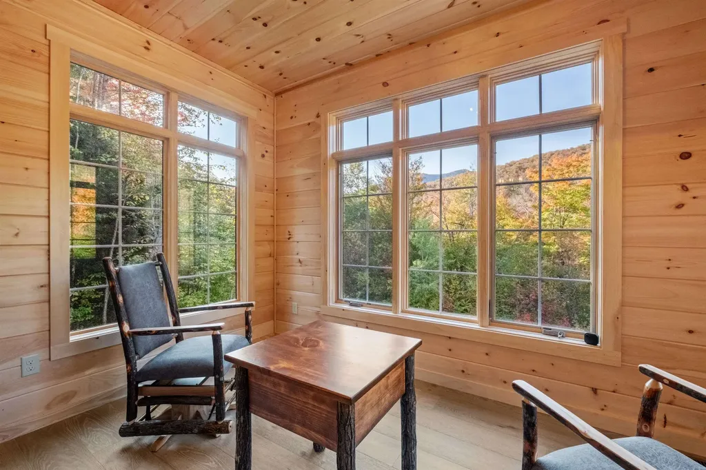 17 Landing Road Lincoln NH 03251