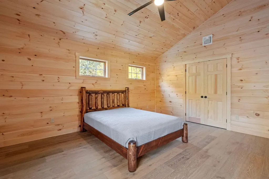 17 Landing Road Lincoln NH 03251