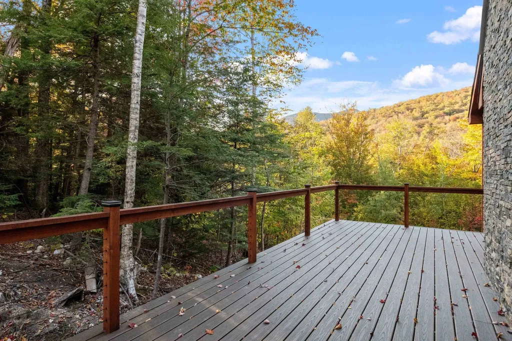 17 Landing Road Lincoln NH 03251