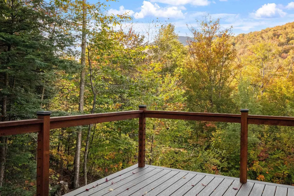 17 Landing Road Lincoln NH 03251