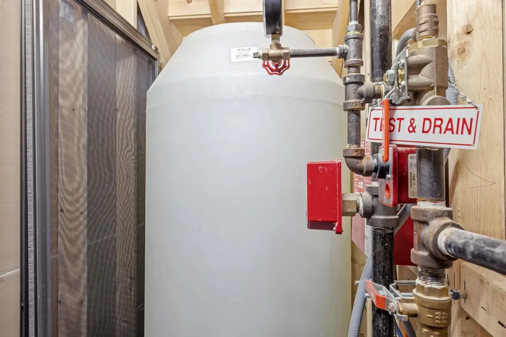 17 Landing Road Lincoln NH 03251