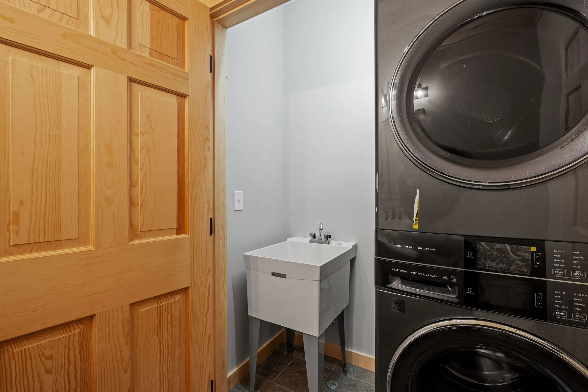 17 Landing Road Lincoln NH 03251