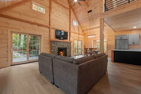 17 Landing Road Lincoln NH 03251