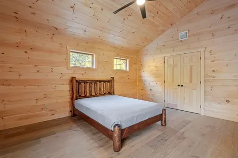 17 Landing Road Lincoln NH 03251