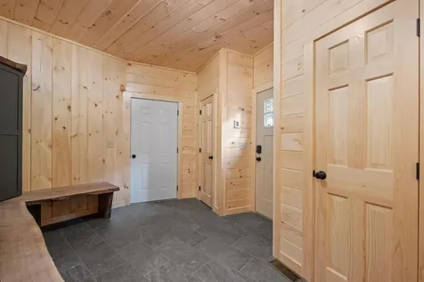 17 Landing Road Lincoln NH 03251