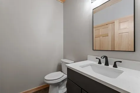 17 Landing Road Lincoln NH 03251