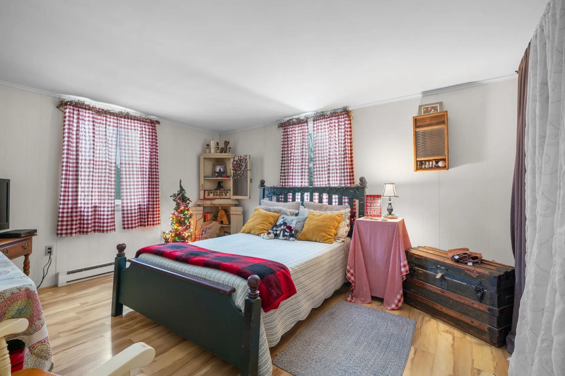 56 Hogg Hill Road Bradford NH 03221