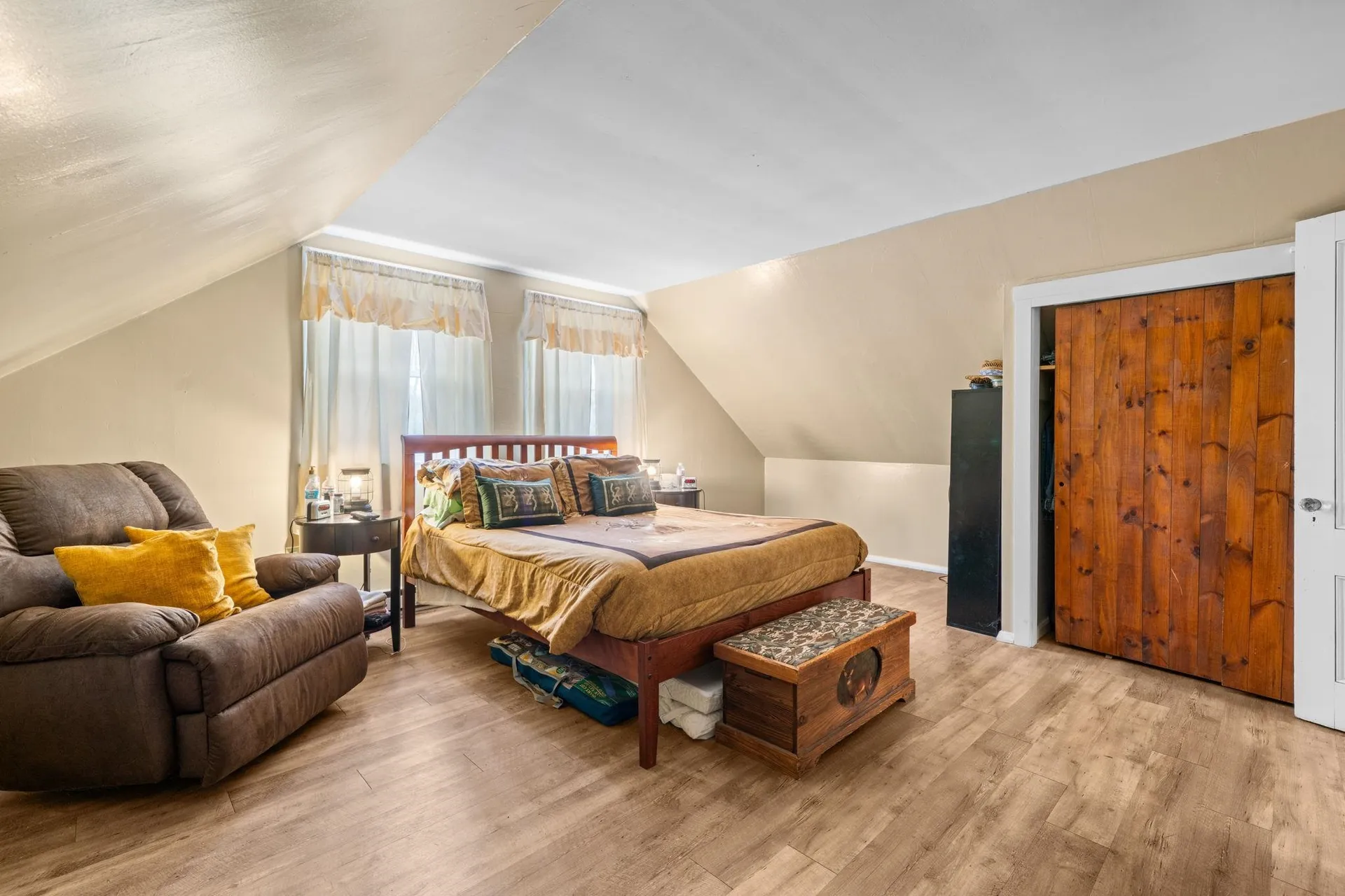 56 Hogg Hill Road Bradford NH 03221