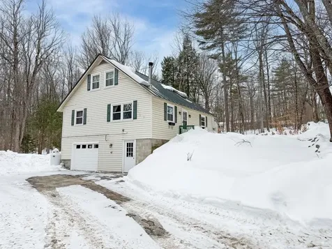 56 Hogg Hill Road Bradford NH 03221