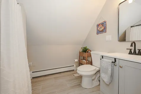 13 Van Ger Drive Bow NH 03304