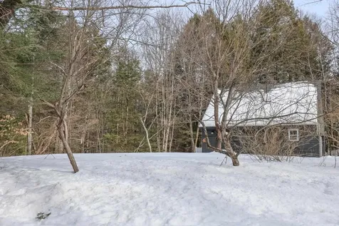 13 Van Ger Drive Bow NH 03304