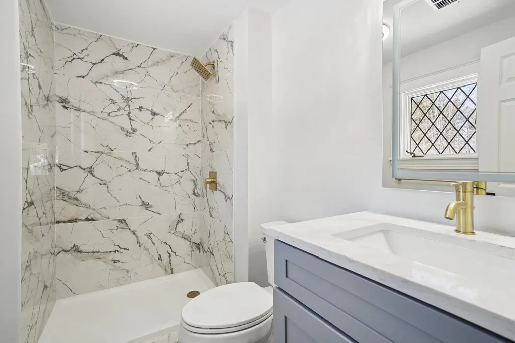 55 Woodridge Road Hampstead NH 03826