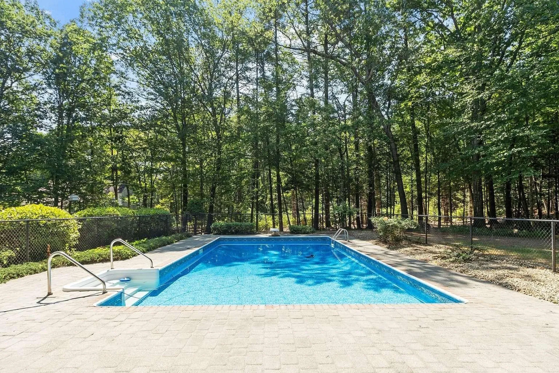 55 Woodridge Road Hampstead NH 03826