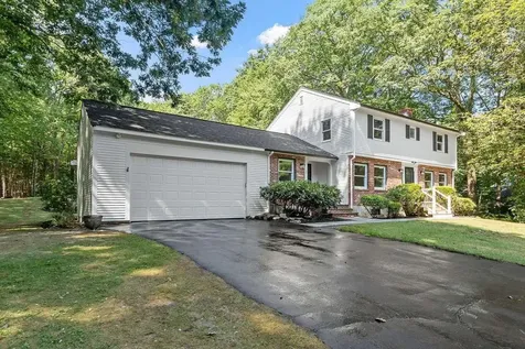 55 Woodridge Road Hampstead NH 03826