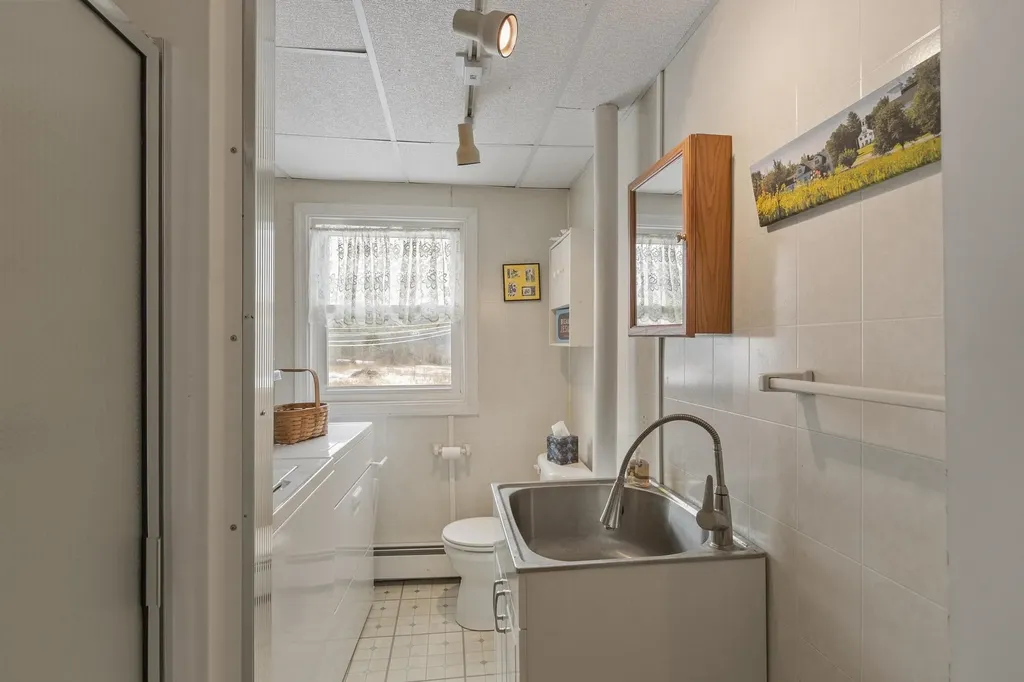 480 Nh Route 63 Westmoreland NH 03467