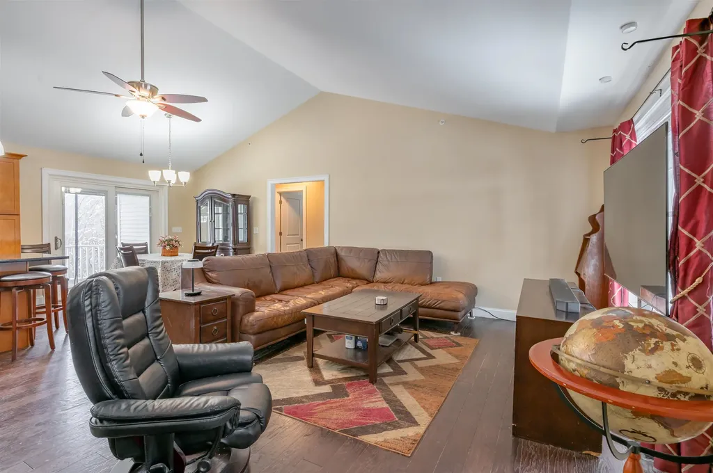 285 Cochran Hill Road New Boston NH 03070