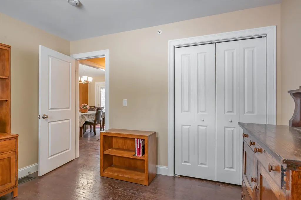 285 Cochran Hill Road New Boston NH 03070