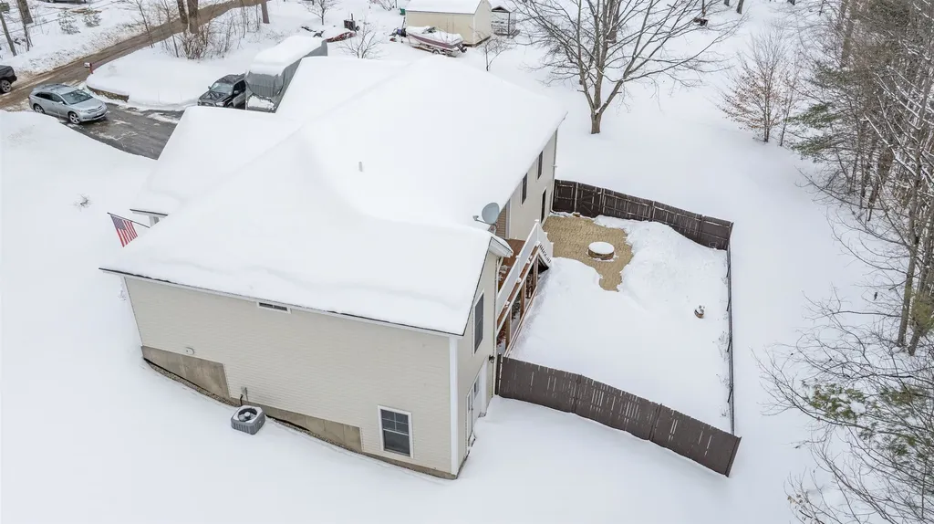 285 Cochran Hill Road New Boston NH 03070