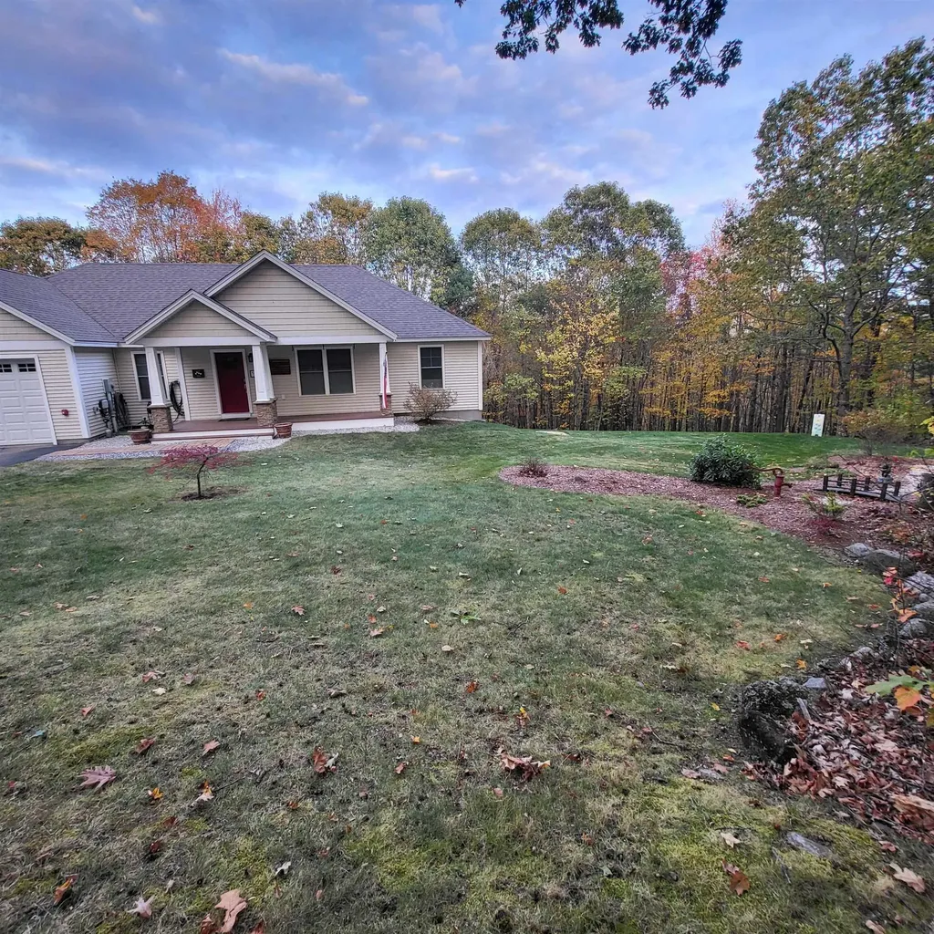 285 Cochran Hill Road New Boston NH 03070