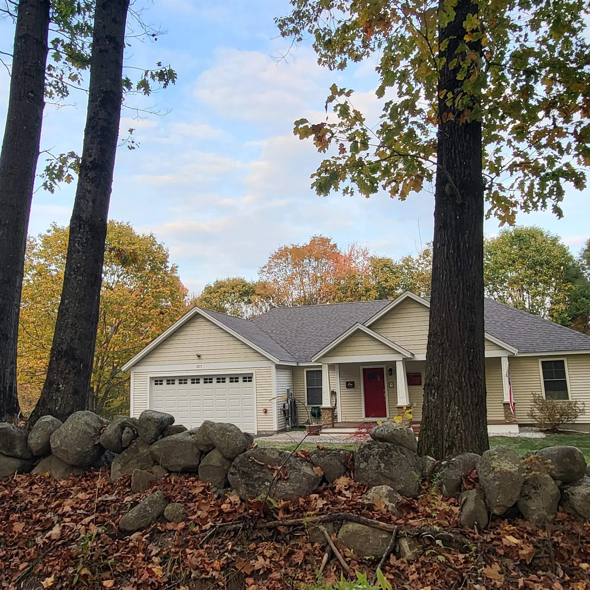 285 Cochran Hill Road New Boston NH 03070