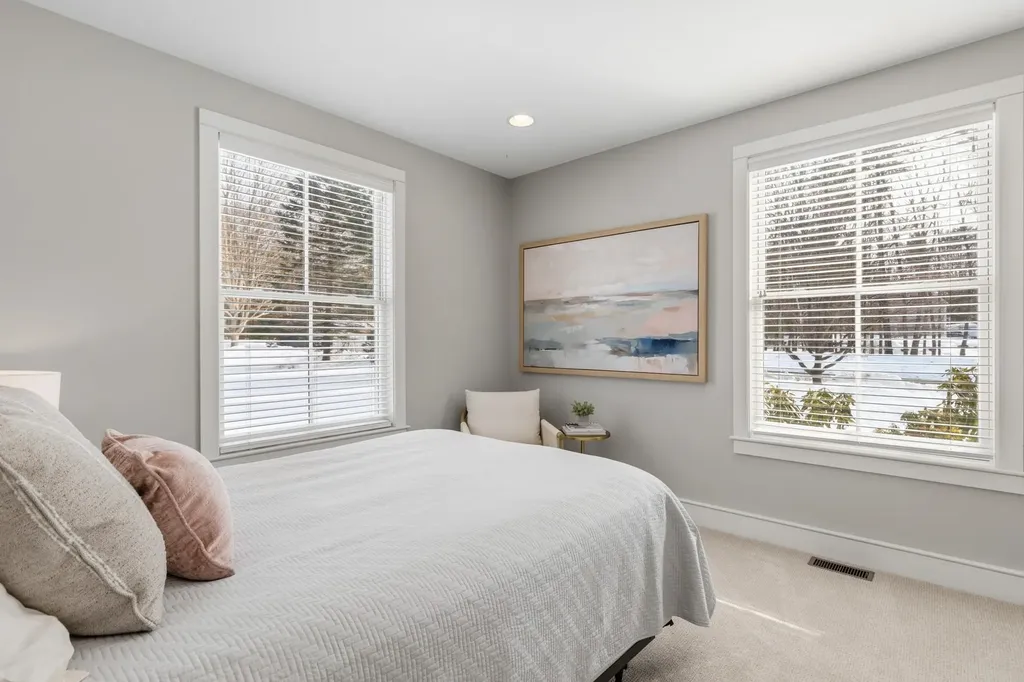 104 Odiorne Point Road Portsmouth NH 03801