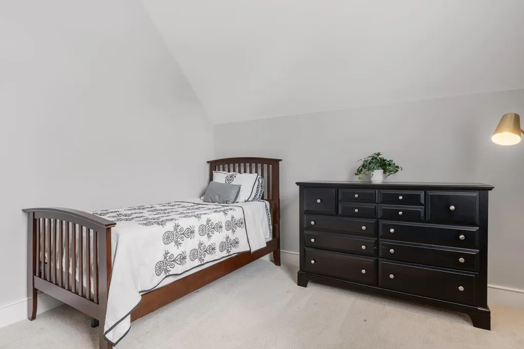 104 Odiorne Point Road Portsmouth NH 03801