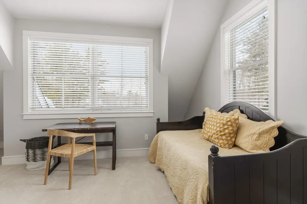 104 Odiorne Point Road Portsmouth NH 03801