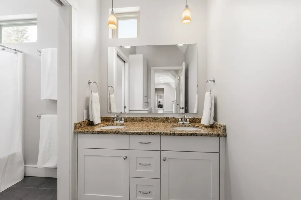 104 Odiorne Point Road Portsmouth NH 03801