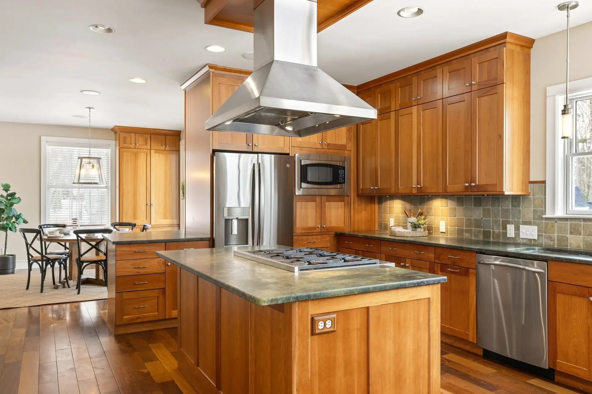 104 Odiorne Point Road Portsmouth NH 03801