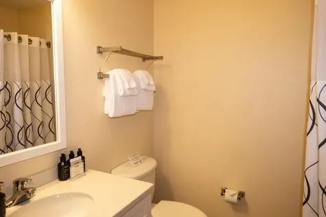 264/266 Qtr. I V Jackson Gore Inn Ludlow VT 05149