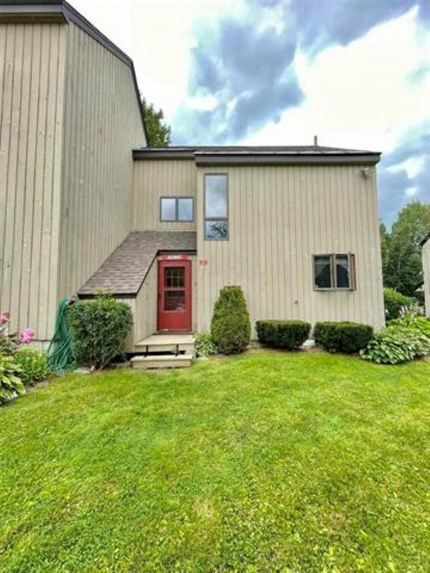 11 Hassey Bend Wilmington VT 05363