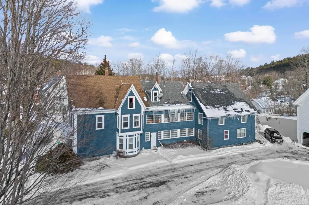 31 High Street Sunapee NH 03782