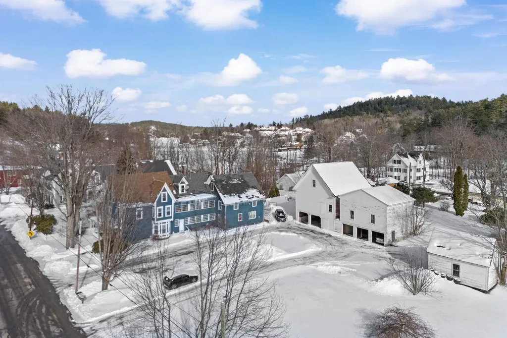 31 High Street Sunapee NH 03782
