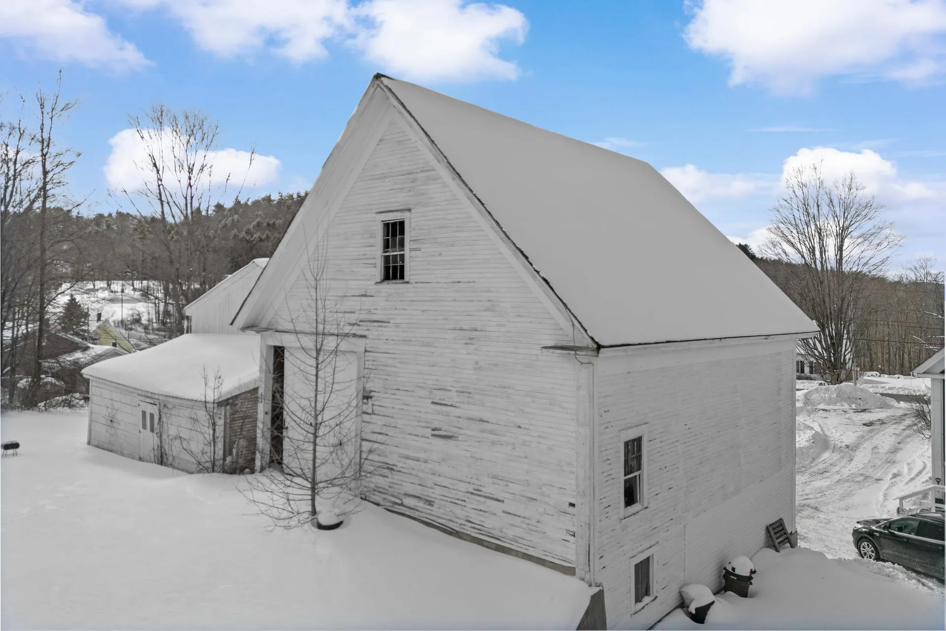 31 High Street Sunapee NH 03782