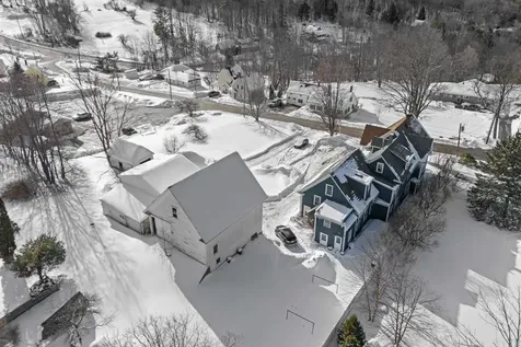 31 High Street Sunapee NH 03782