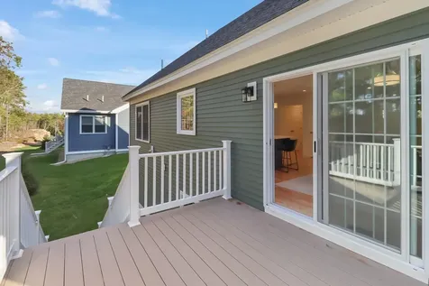 6 The Cliffs At Evergreen, Evergreen Drive Auburn NH 03032