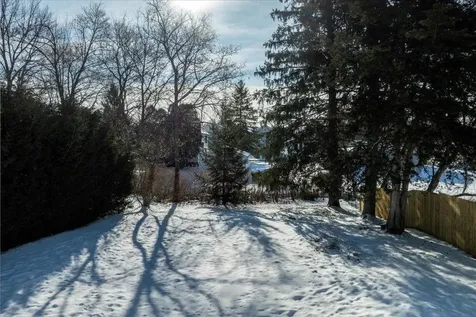 122 Oak Street Rutland City VT 05701