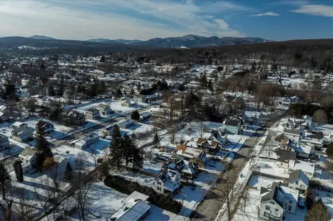 122 Oak Street Rutland City VT 05701