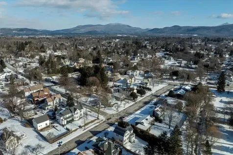 122 Oak Street Rutland City VT 05701