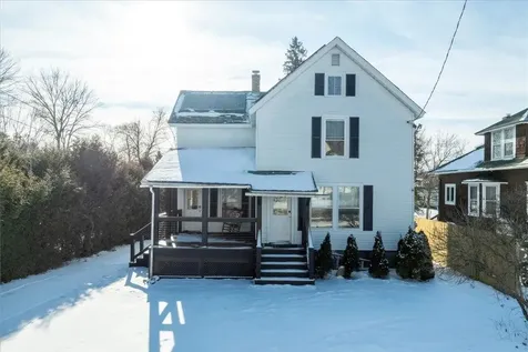 122 Oak Street Rutland City VT 05701