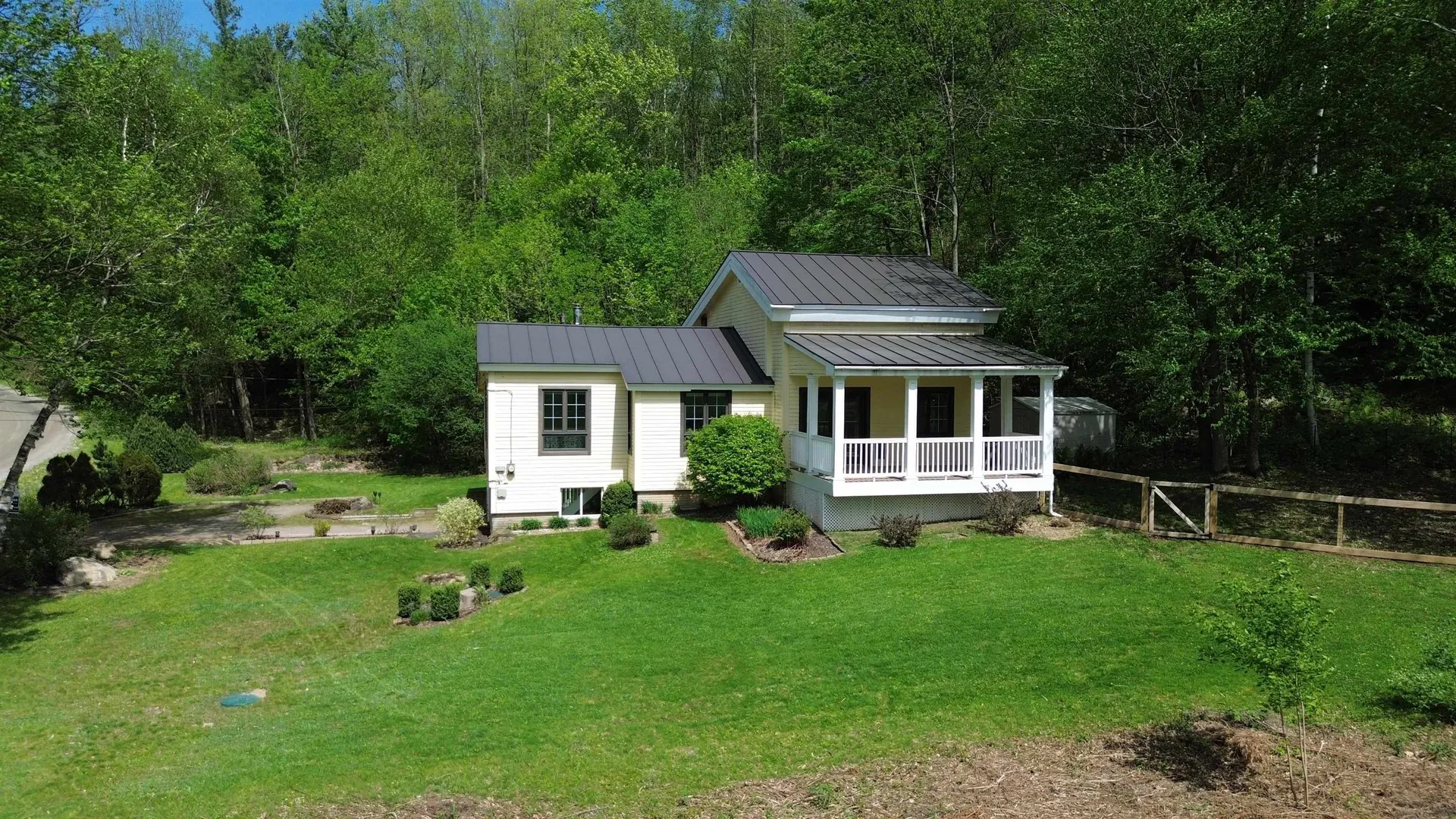 11 Lamore Road Essex VT 05452