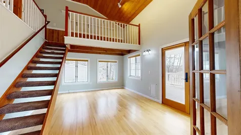 11 Lamore Road Essex VT 05452